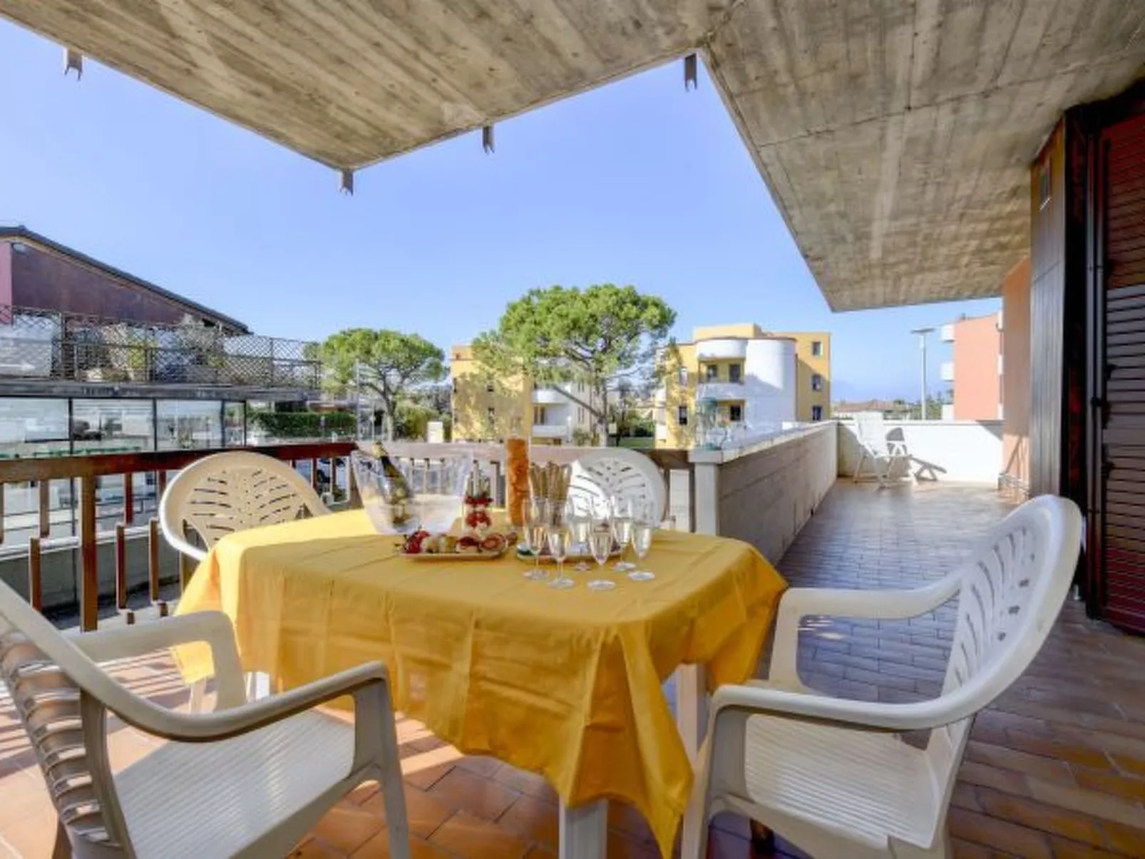 Desenzanoloft Lighthouse Apartment - Image-tags.info