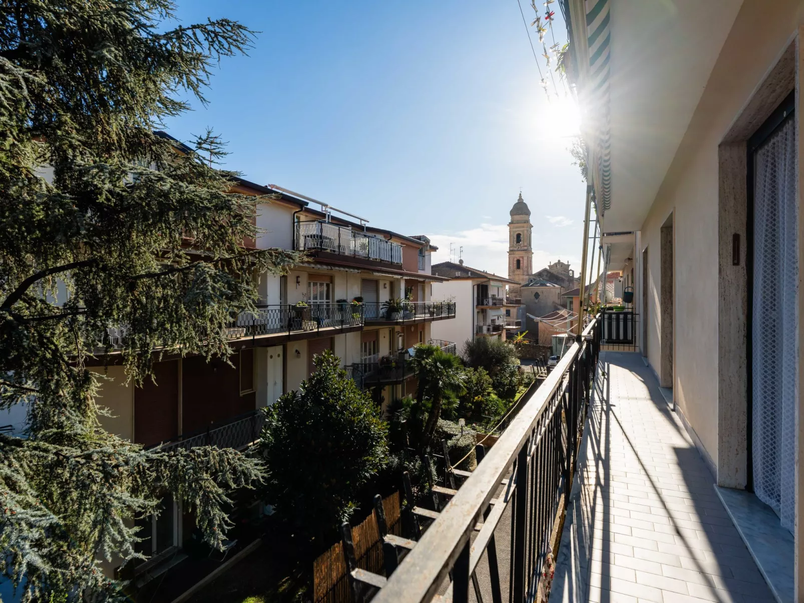 By Bike and Sea - Buiten