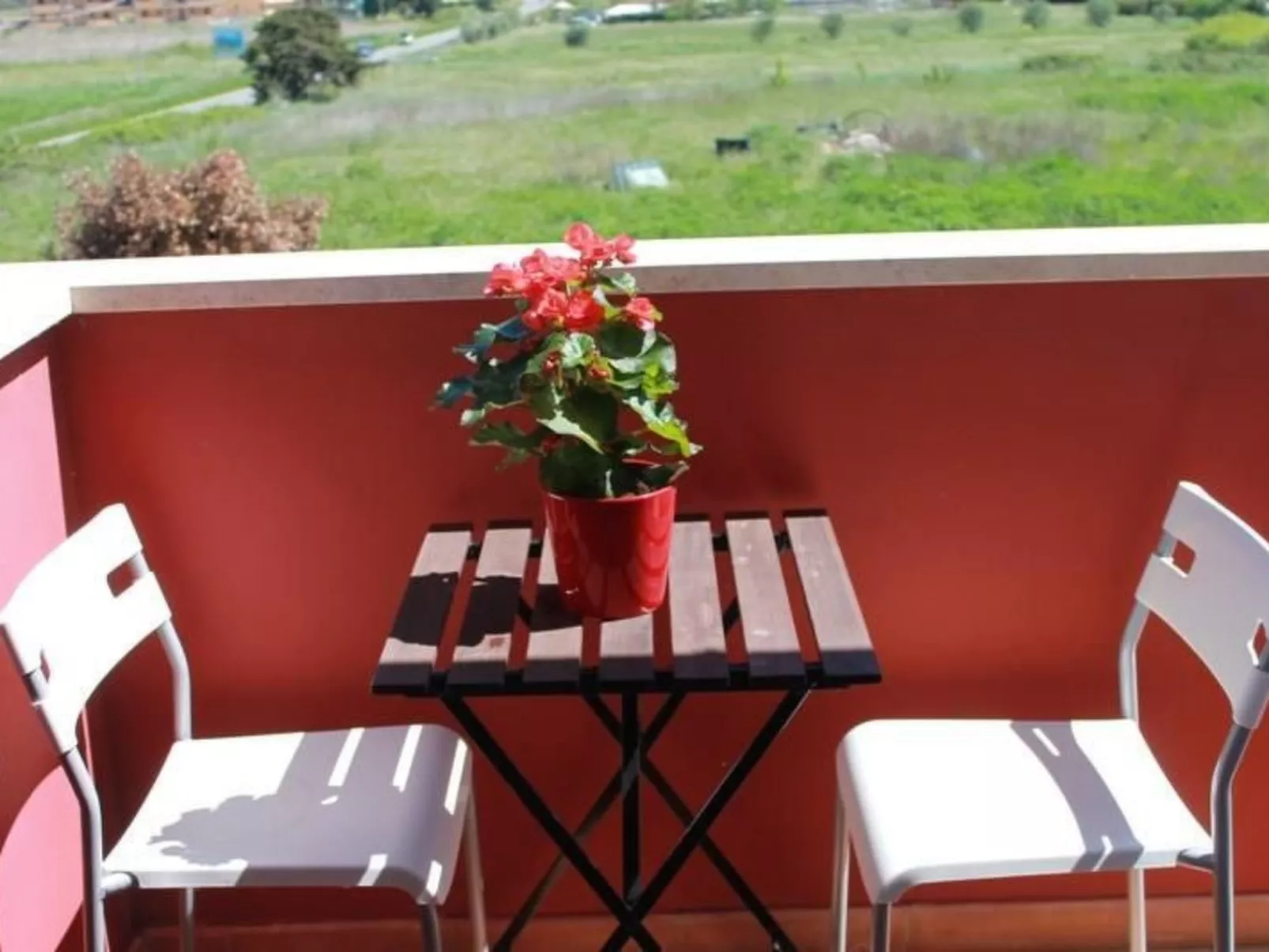 Unterkunft mit privater Terrasse, Gemeinschaftspool - Buiten