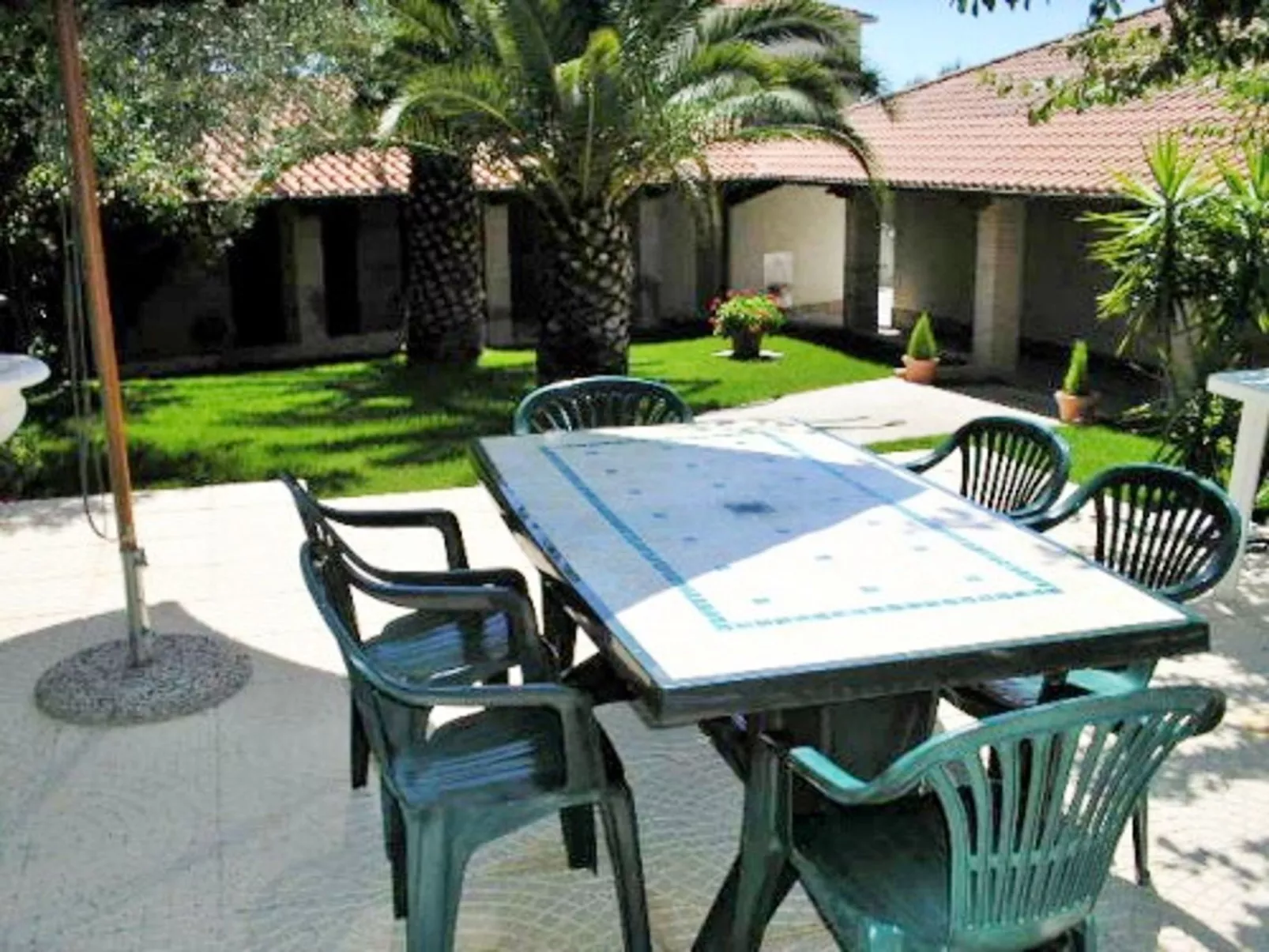 Code AL1 "Villino Colle Nasone" - Buiten