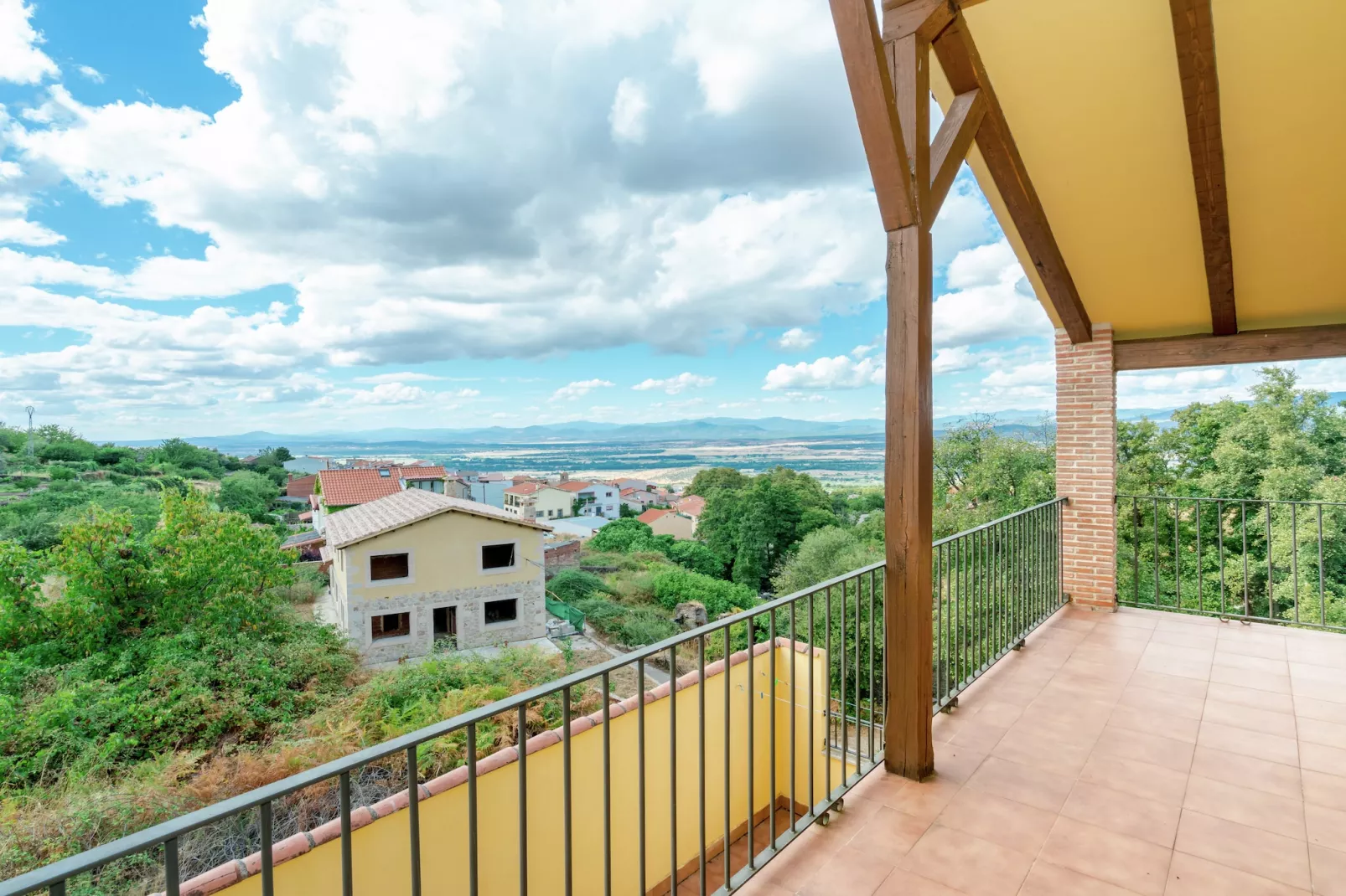 Casas Rurales Acebuche Casereña - Uitzicht zomer