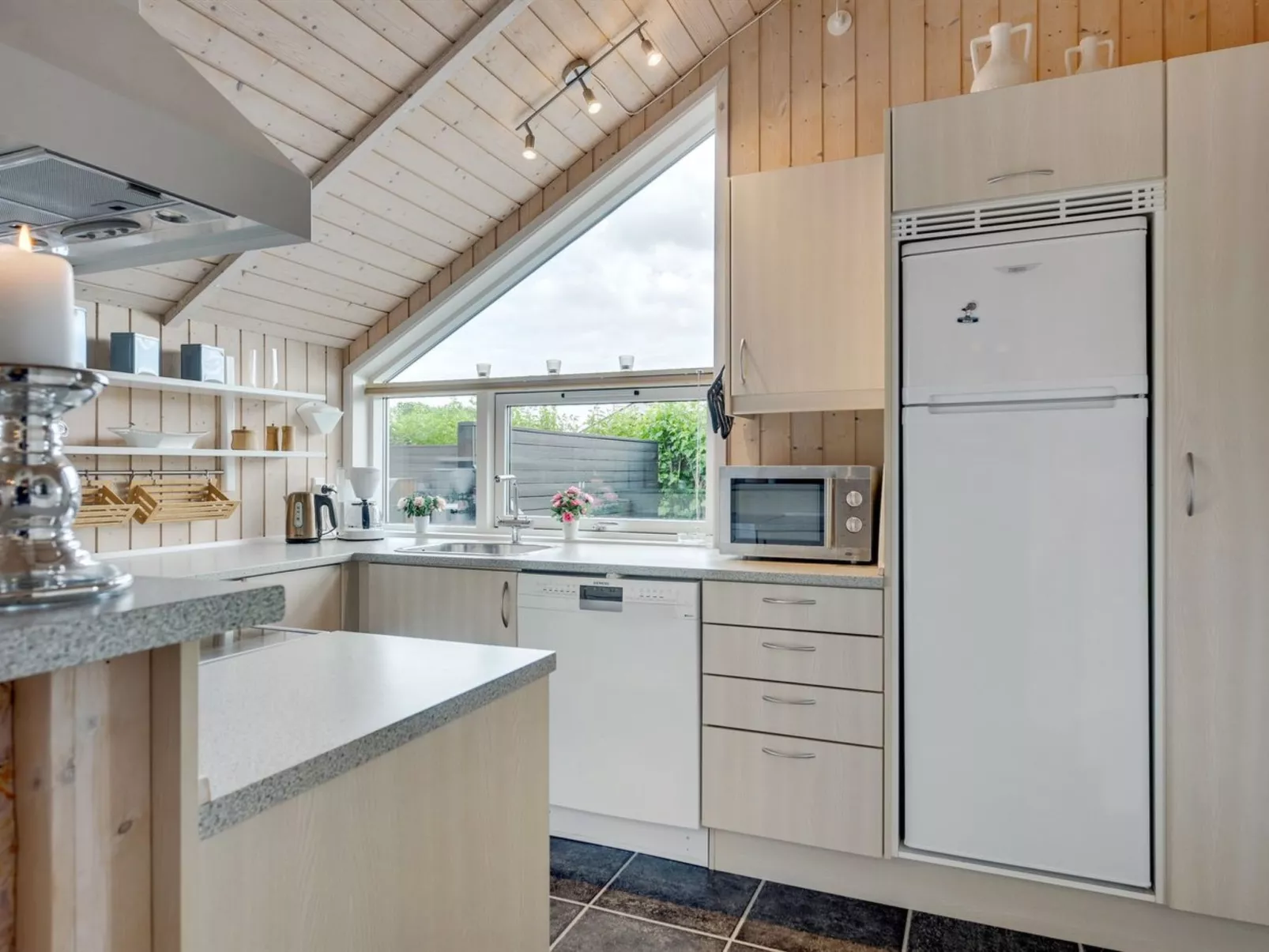 "Sulo" - 500m from the sea - Binnen