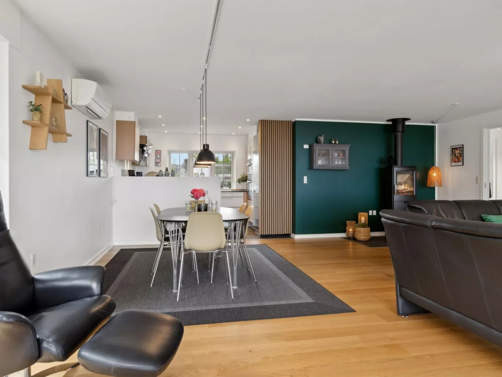 "Erok" - 100m from the sea - Binnen