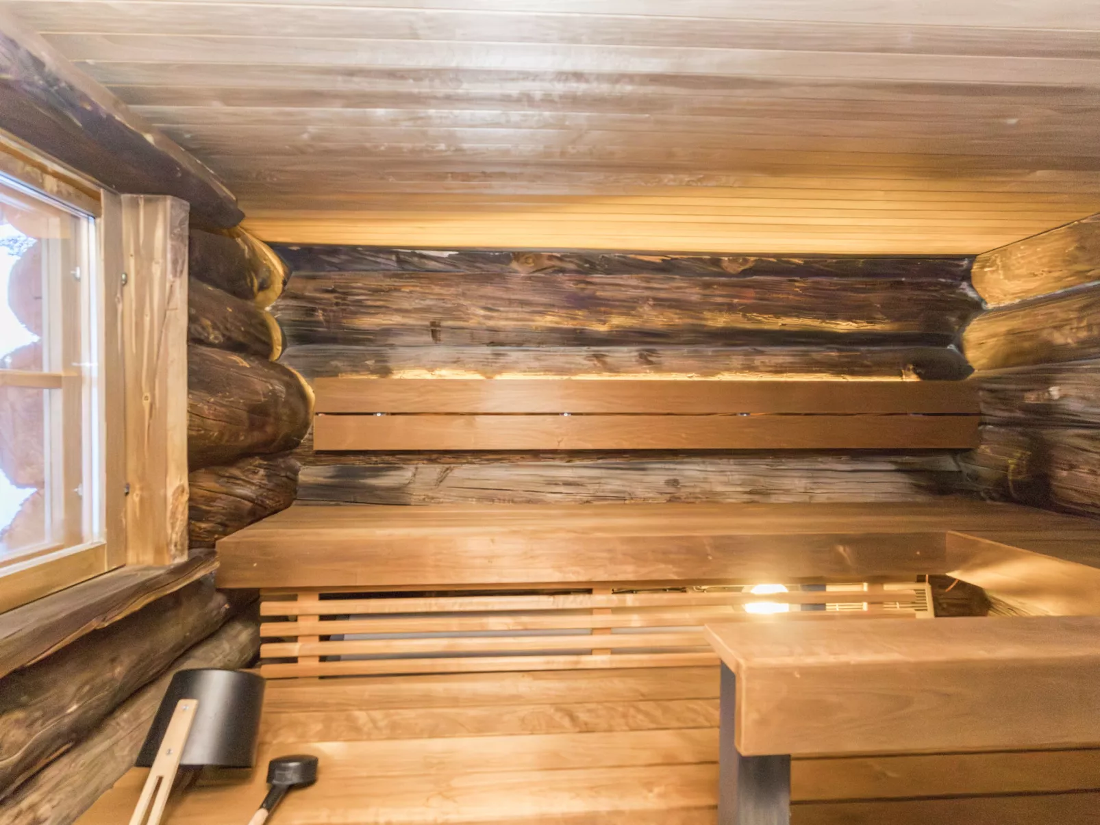 Lumikenttien kutsu - Binnen