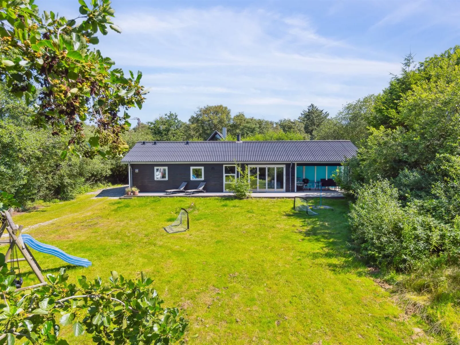 "Thurgot" - 100m from the sea - Buiten