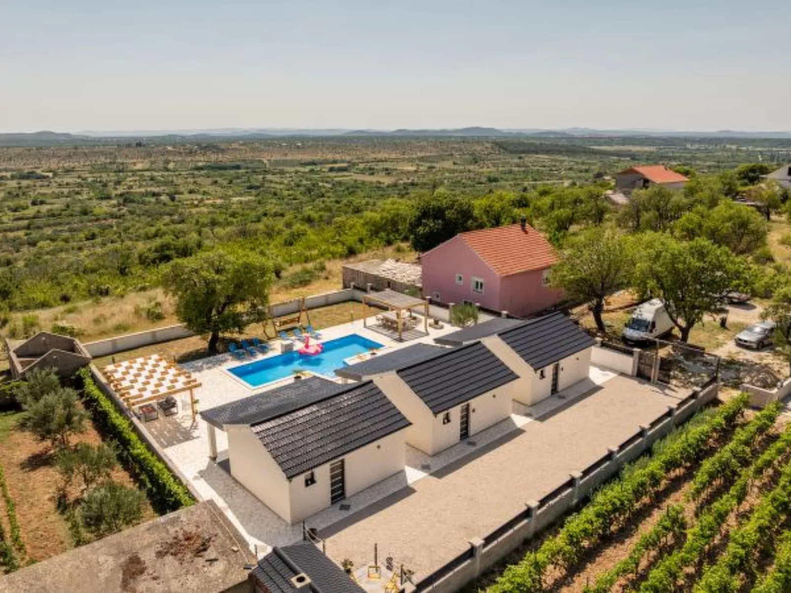 Unique Villa V with pool - Image-tags.info