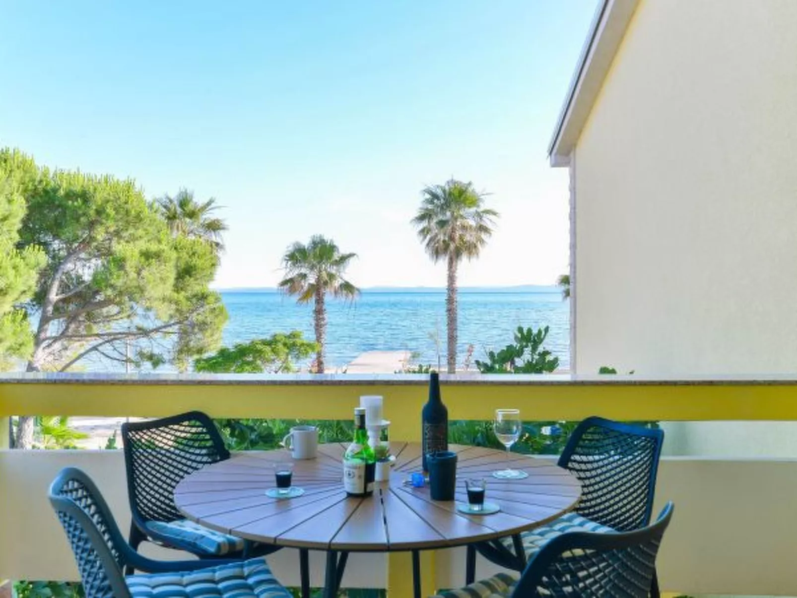 Holiday Apartment Inga Blue with exit to the beach - Image-tags.info