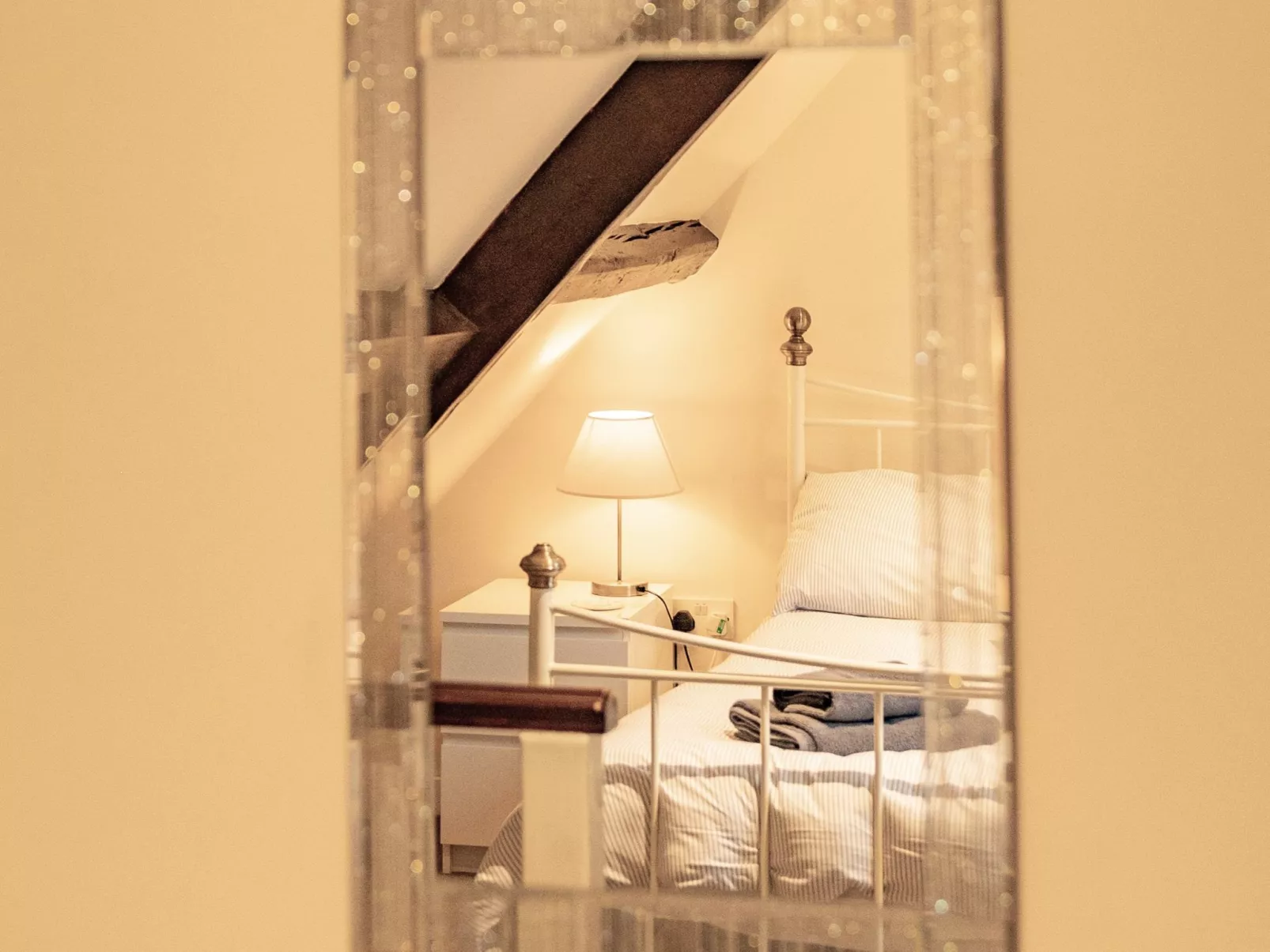 Robins Nest - Binnen