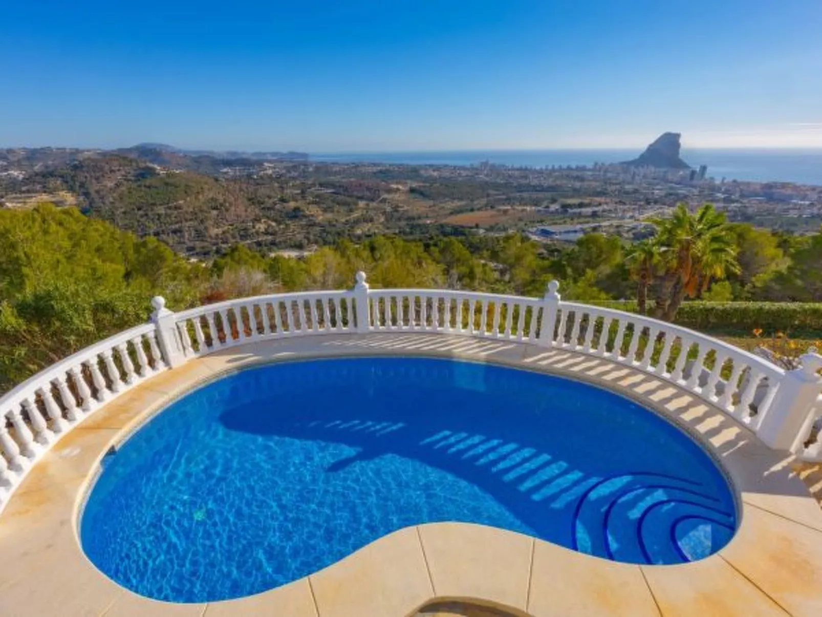 Villa Lehman - PlusHolidays - Image-tags.info