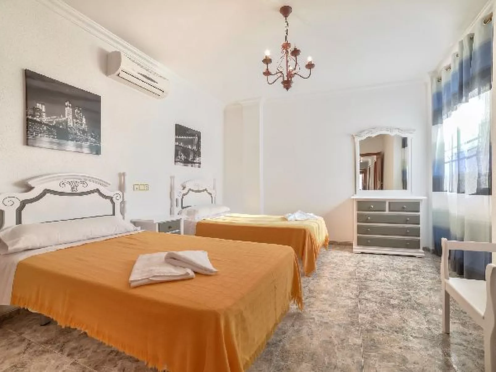 Villa Garrofer- PlusHolidays - Image-tags.info