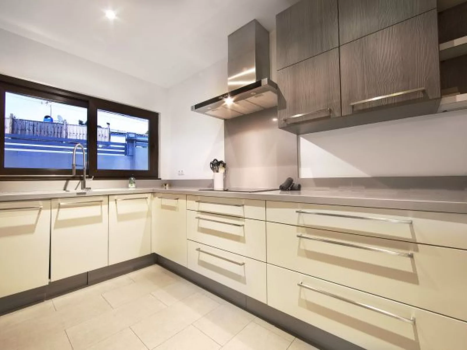 Modern Villa close to Costabella beach - Image-tags.info