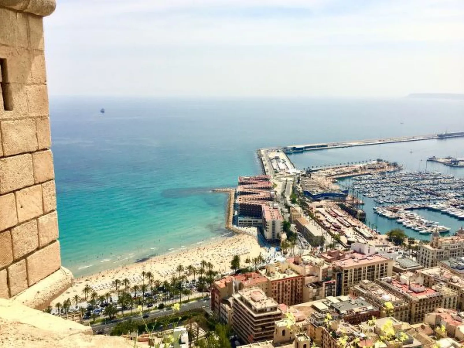 APARTAMENTO POSTIGUET CON BALCON - Buiten