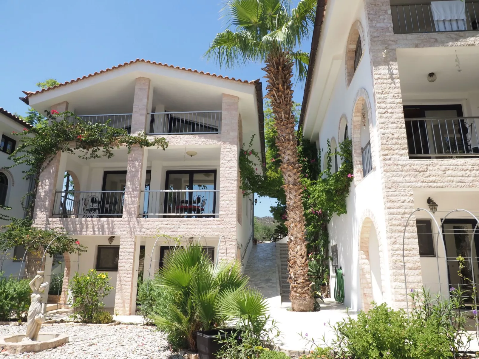 In Ermioni mit Grill, gemeinschaftlichem Pool und Terrasse - Buiten