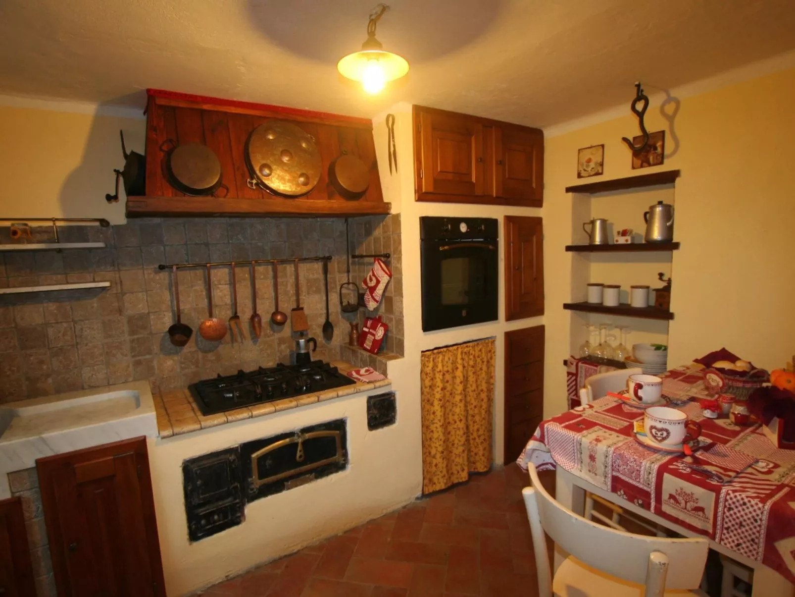 Für 3 Personen ca. 37 m&sup2- in Lumarzo, Norditalien (Ligurien) - Image-tags.info