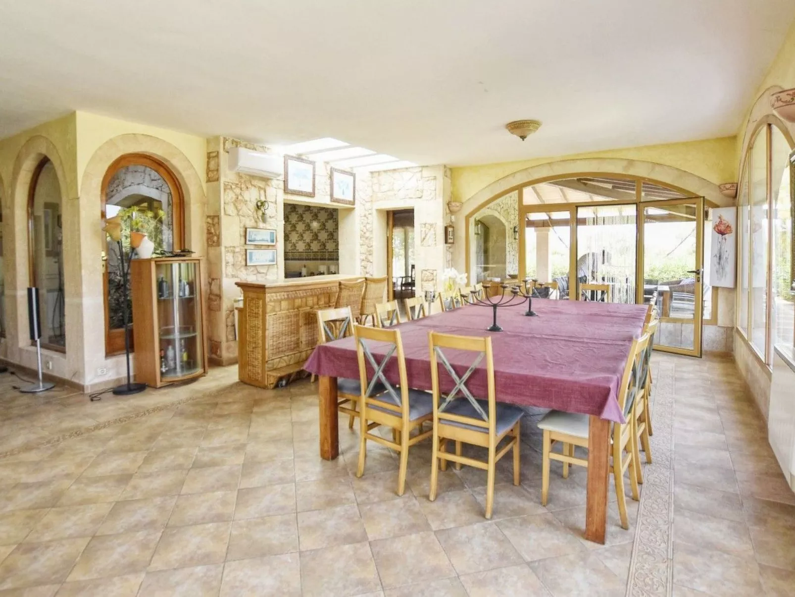 In Campos mit Privatem Pool - Binnen