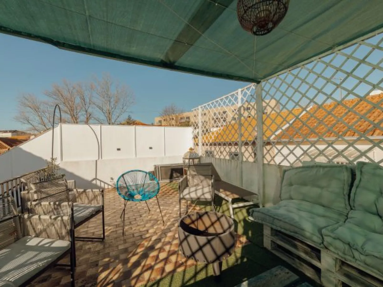 CASA DAS ORQUIDEAS by VACATIONY - Binnen