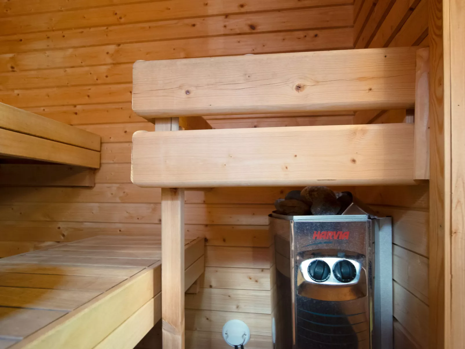 Tiirinniemi 27 a - Binnen