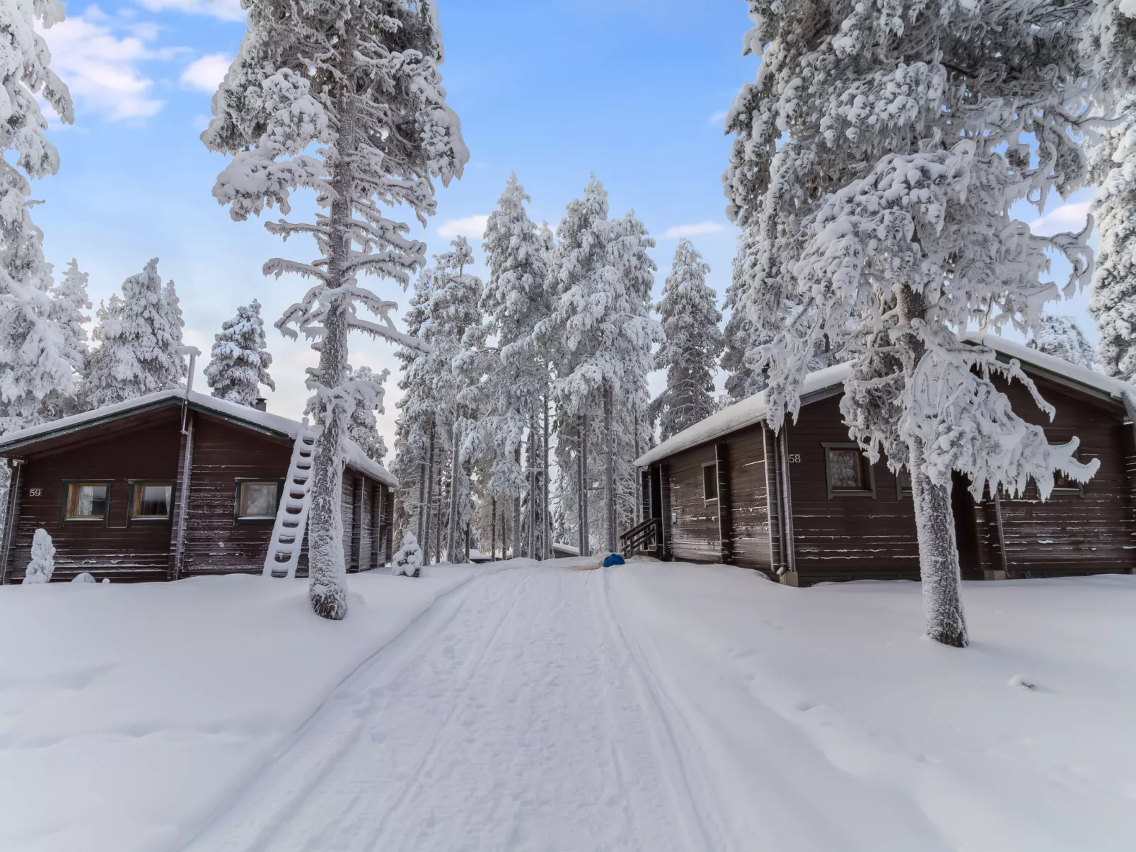 Kelokaltiokylä mökki 58 - Binnen