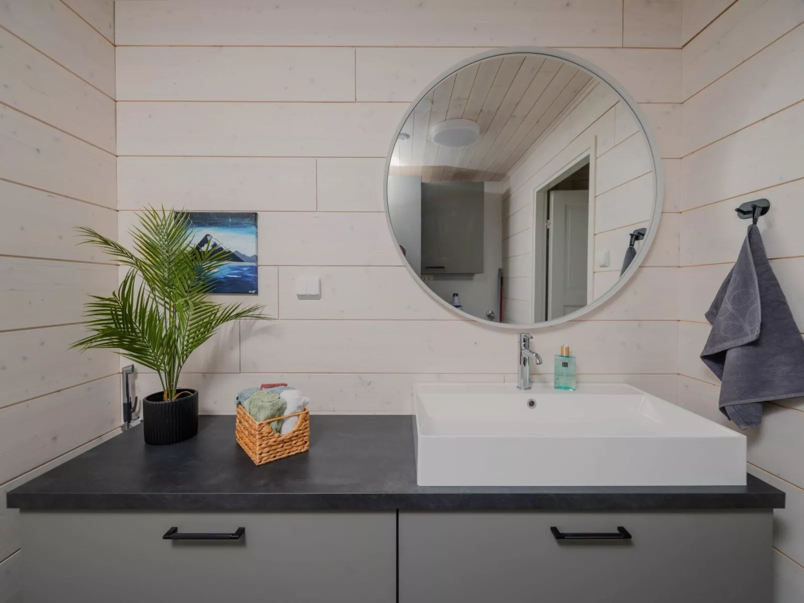 Sjöboda hill - Binnen