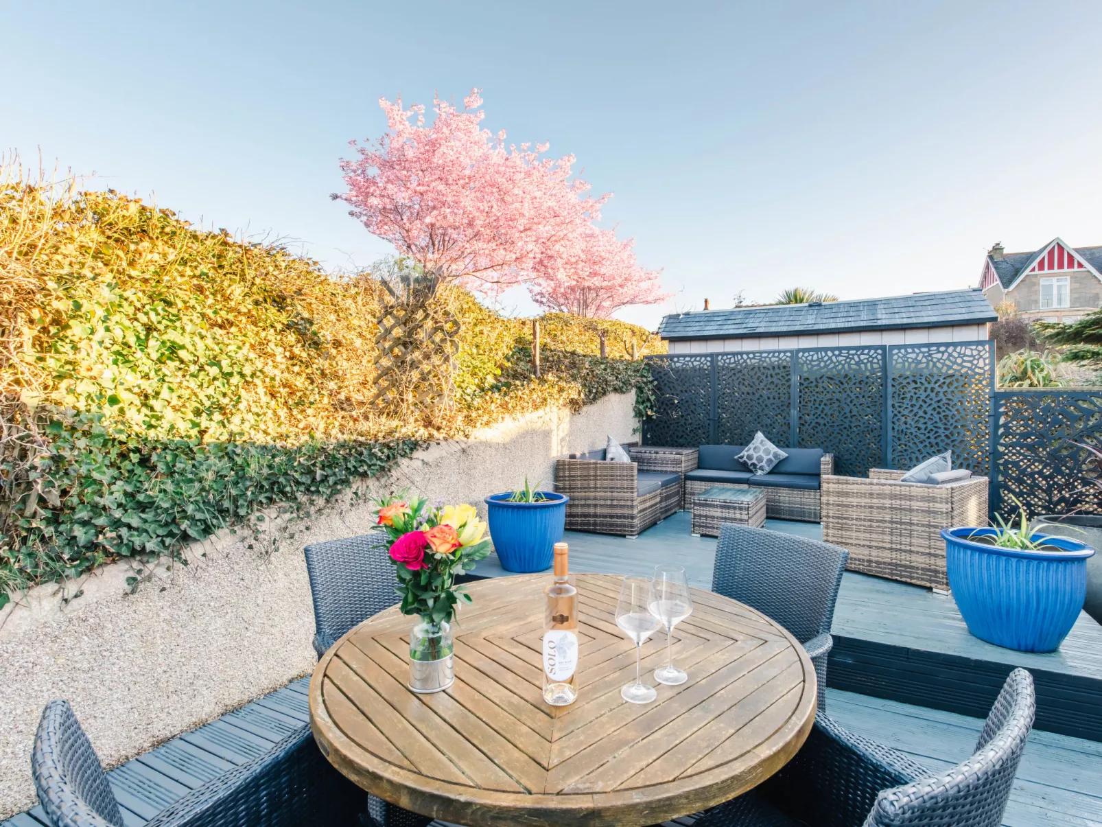 Waters Edge - Binnen