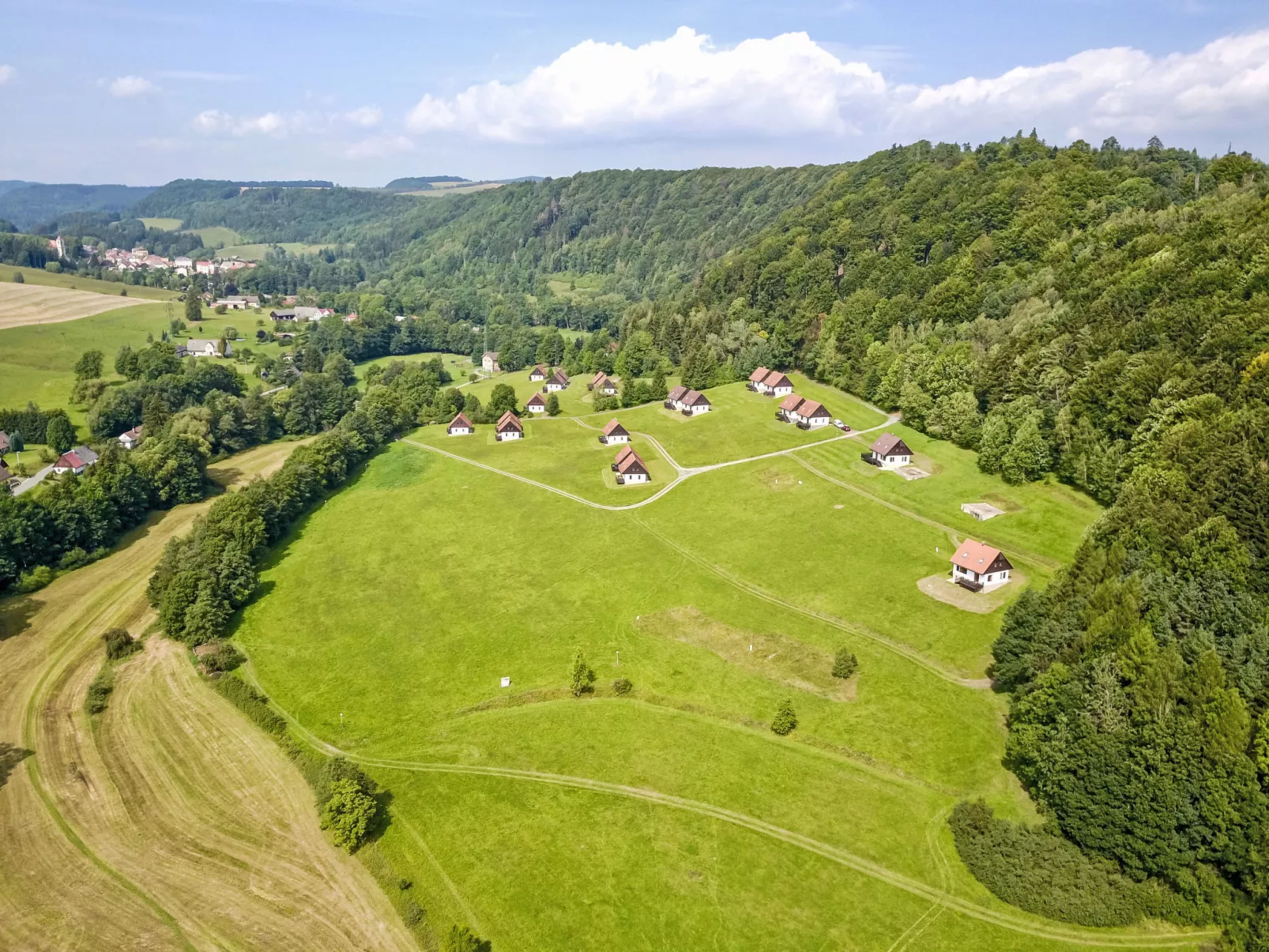 Green Valley Park Stárkov 21 - Buiten