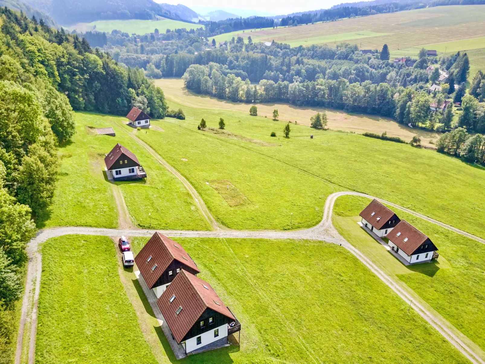 Green Valley Park Stárkov 9 - Buiten