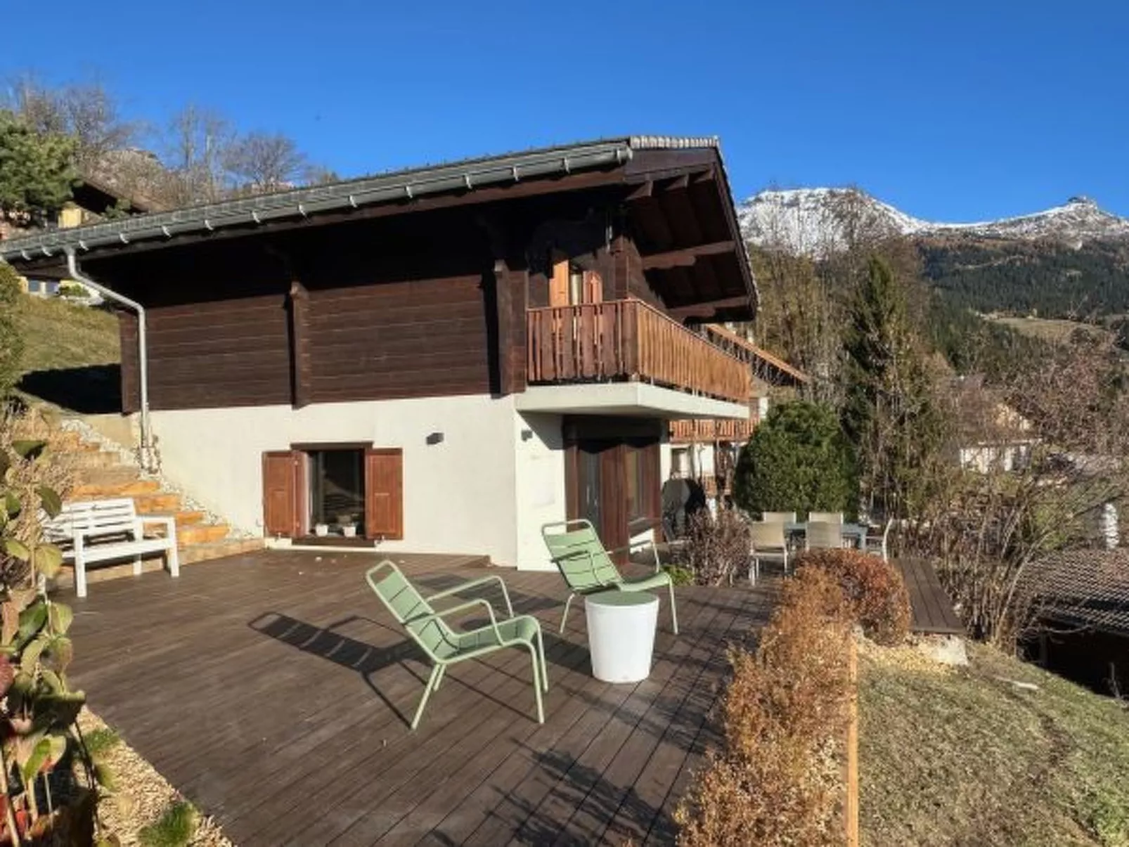 Mirador Alpine Horizon -Crans Montana- Swiss Alps - Buiten