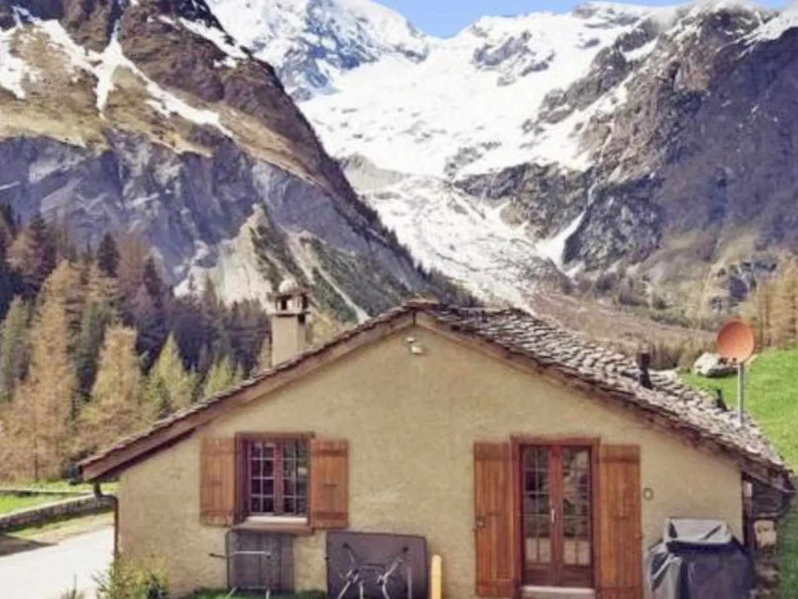 Chalet Le Basset - Family Chalet in the Swiss Alps - Buiten
