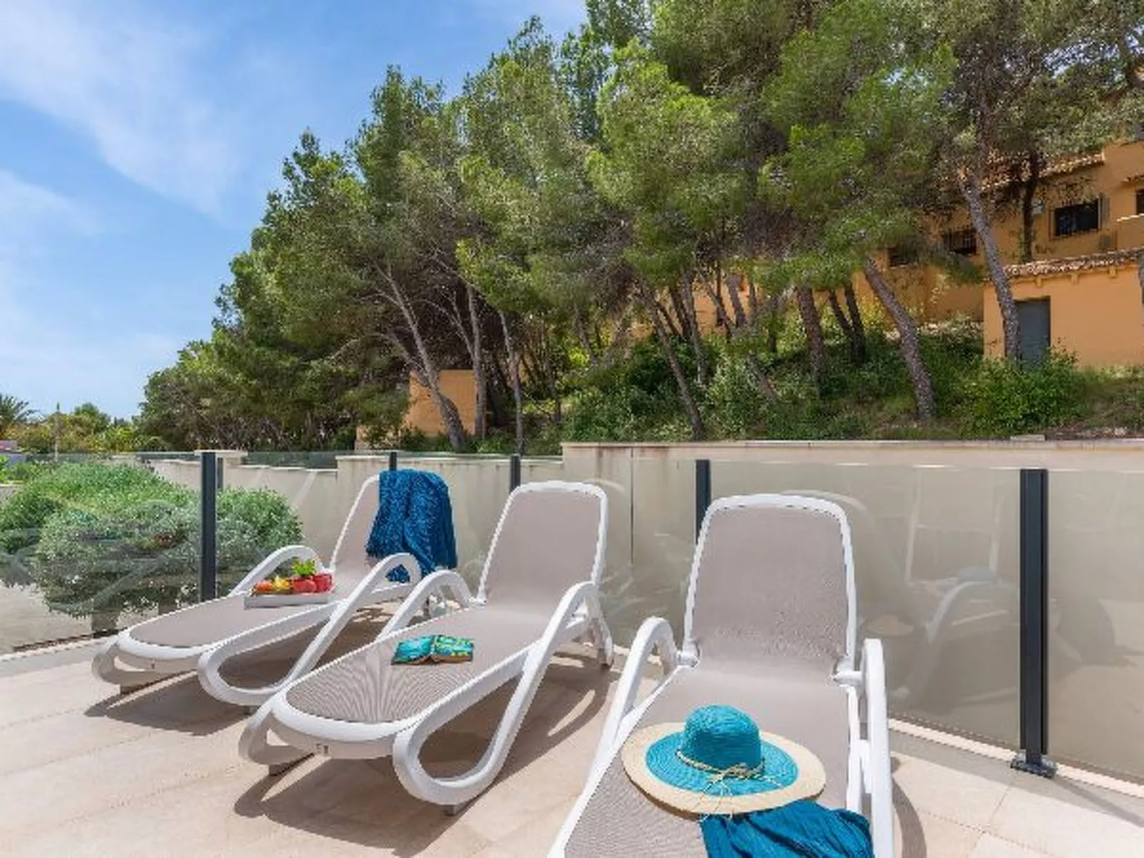 Villa Kobe - PlusHolidays - Image-tags.info