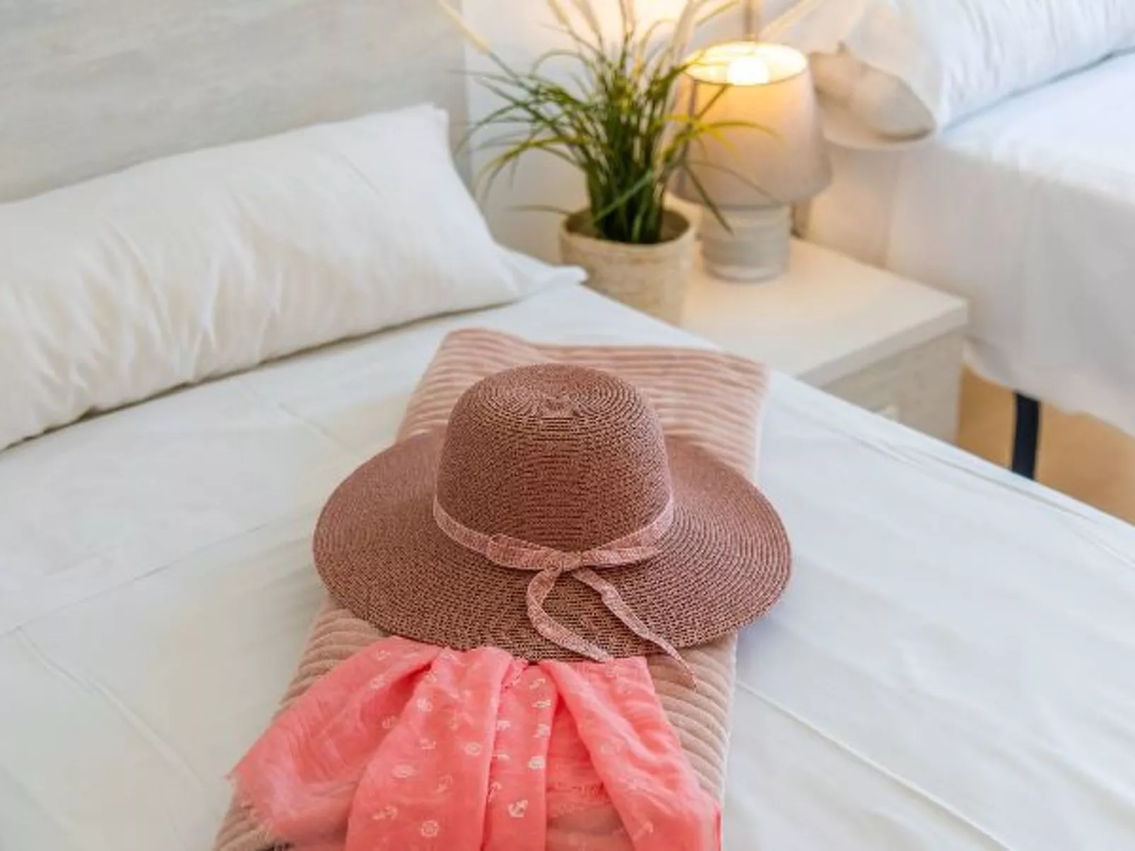 Apartment Happy -  PlusHolidays - Image-tags.info