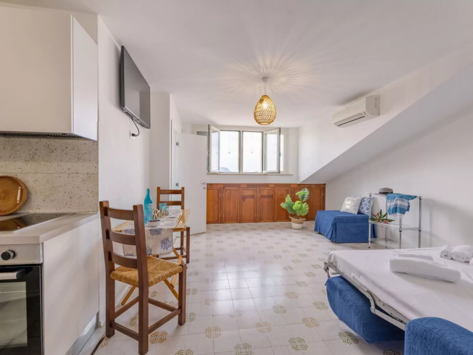 Conero Bluloft - Binnen