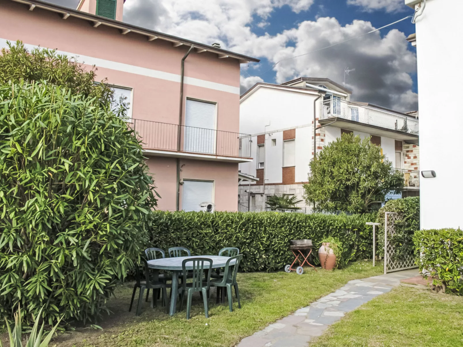 La Spiaggia - Buiten