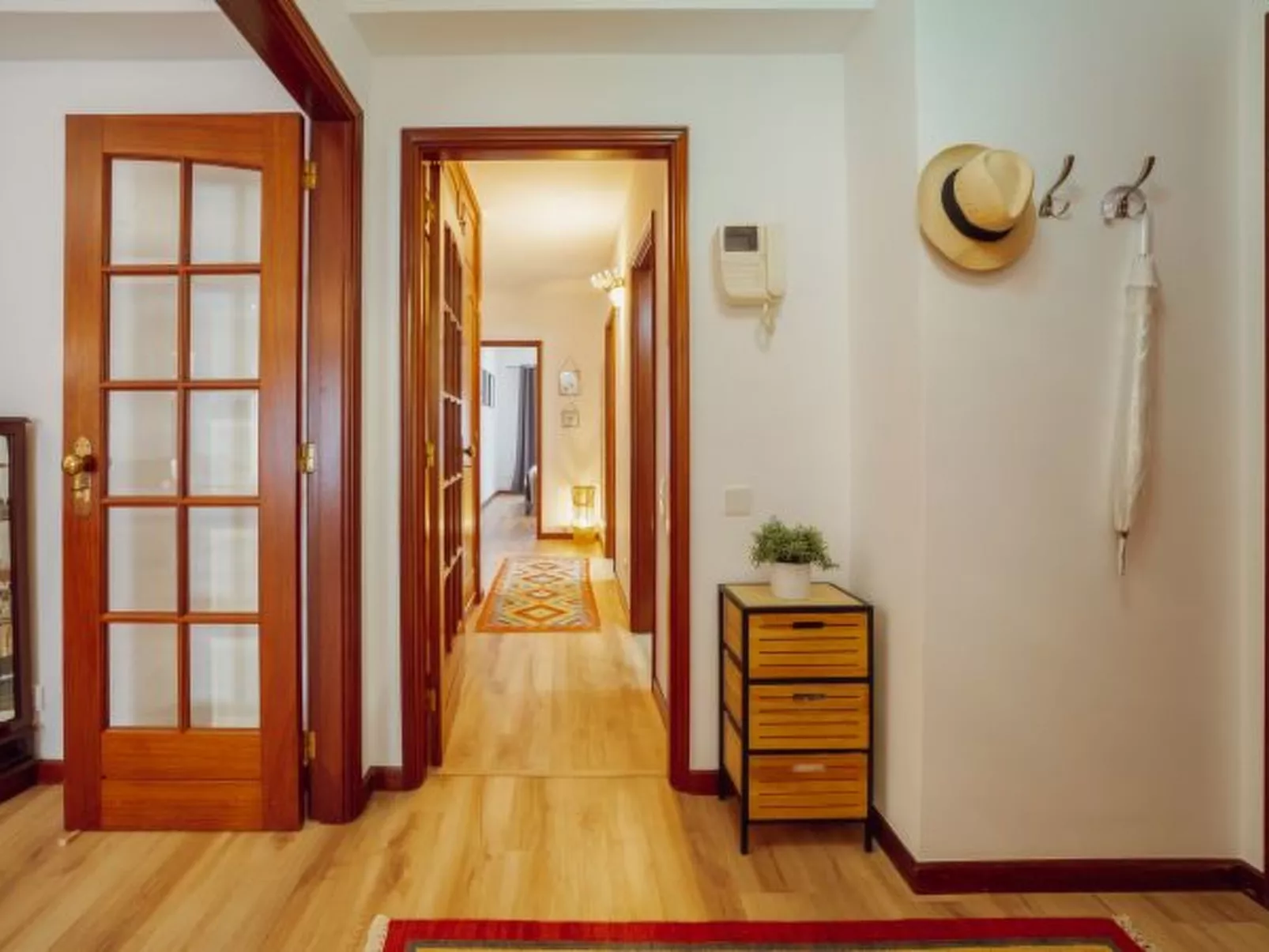 MATOSINHOS CENTER PREMIUM APARTMENT by VACATIONY - Binnen