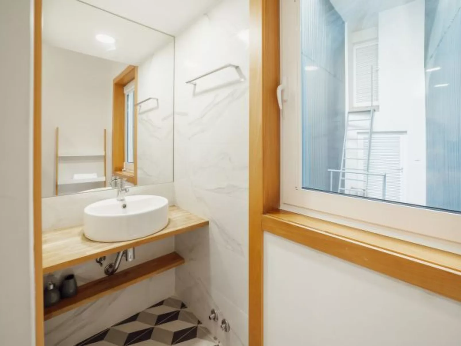 CHILLOUT TRINDADE HOME by VACATIONY - Binnen