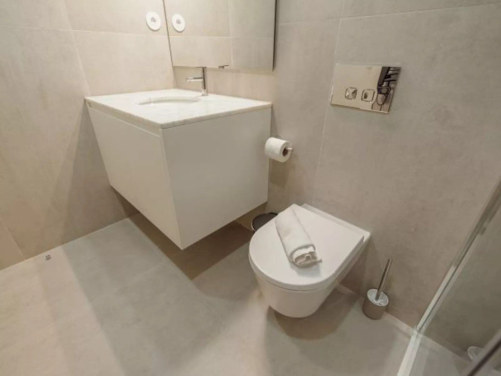 GAIA PREMIUM A WITH TERRACE by VACATIONY - Binnen