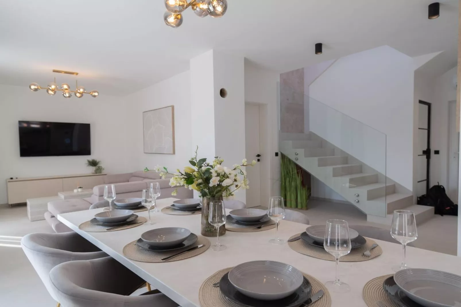 Seaview Villa Turnea - Eetkamer