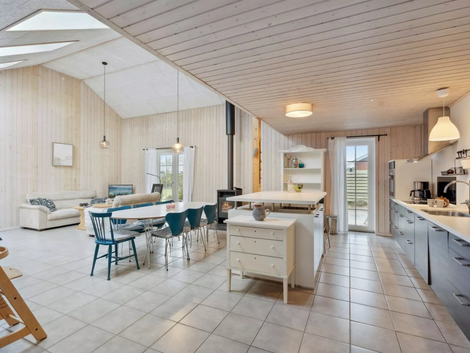 "Thorth" - 1.3km from the sea - Binnen