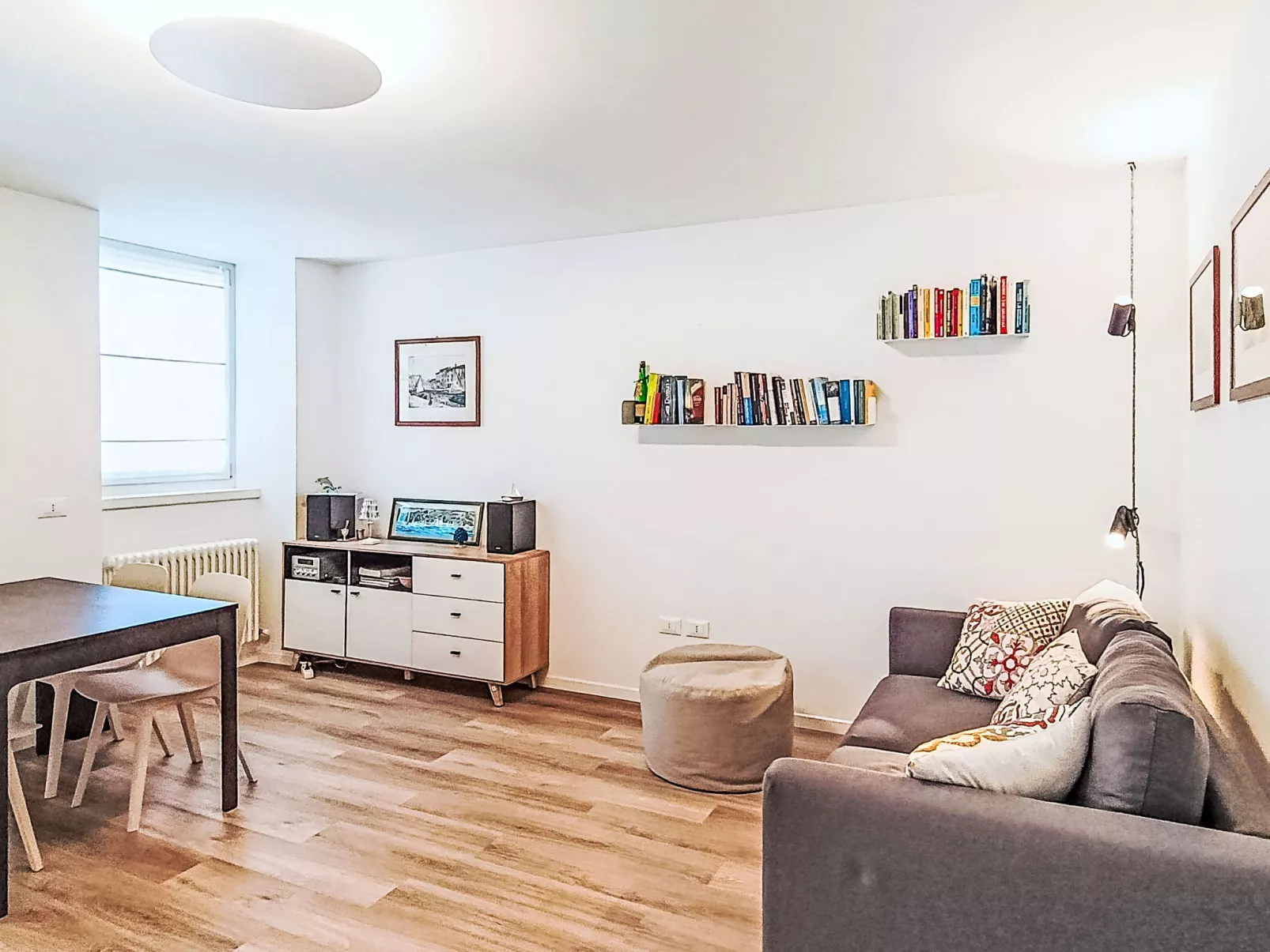 Tra gli Ulivi - Binnen