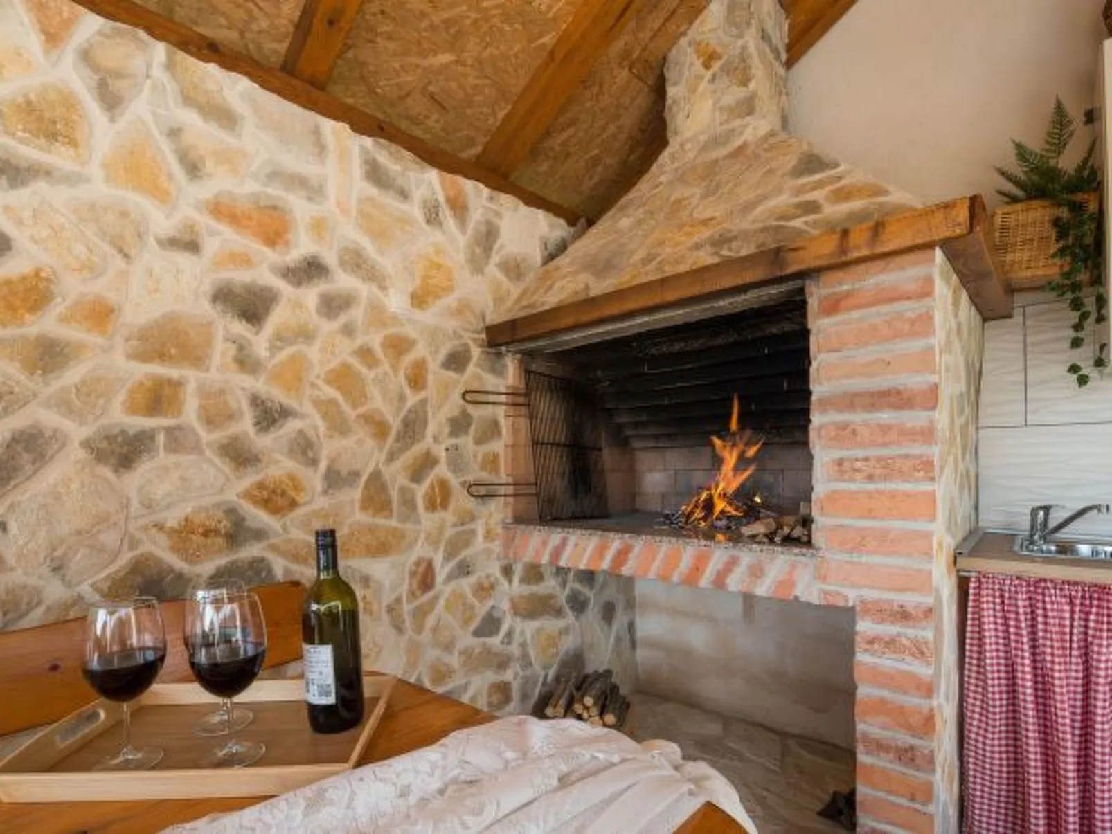 Holiday house Antonia with pool - Image-tags.info