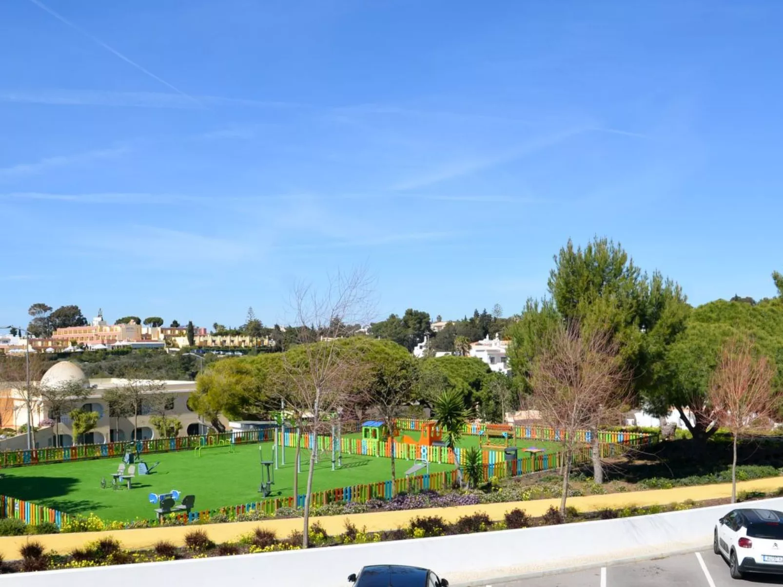Wohnung mit Blick auf das Wasser - Buiten