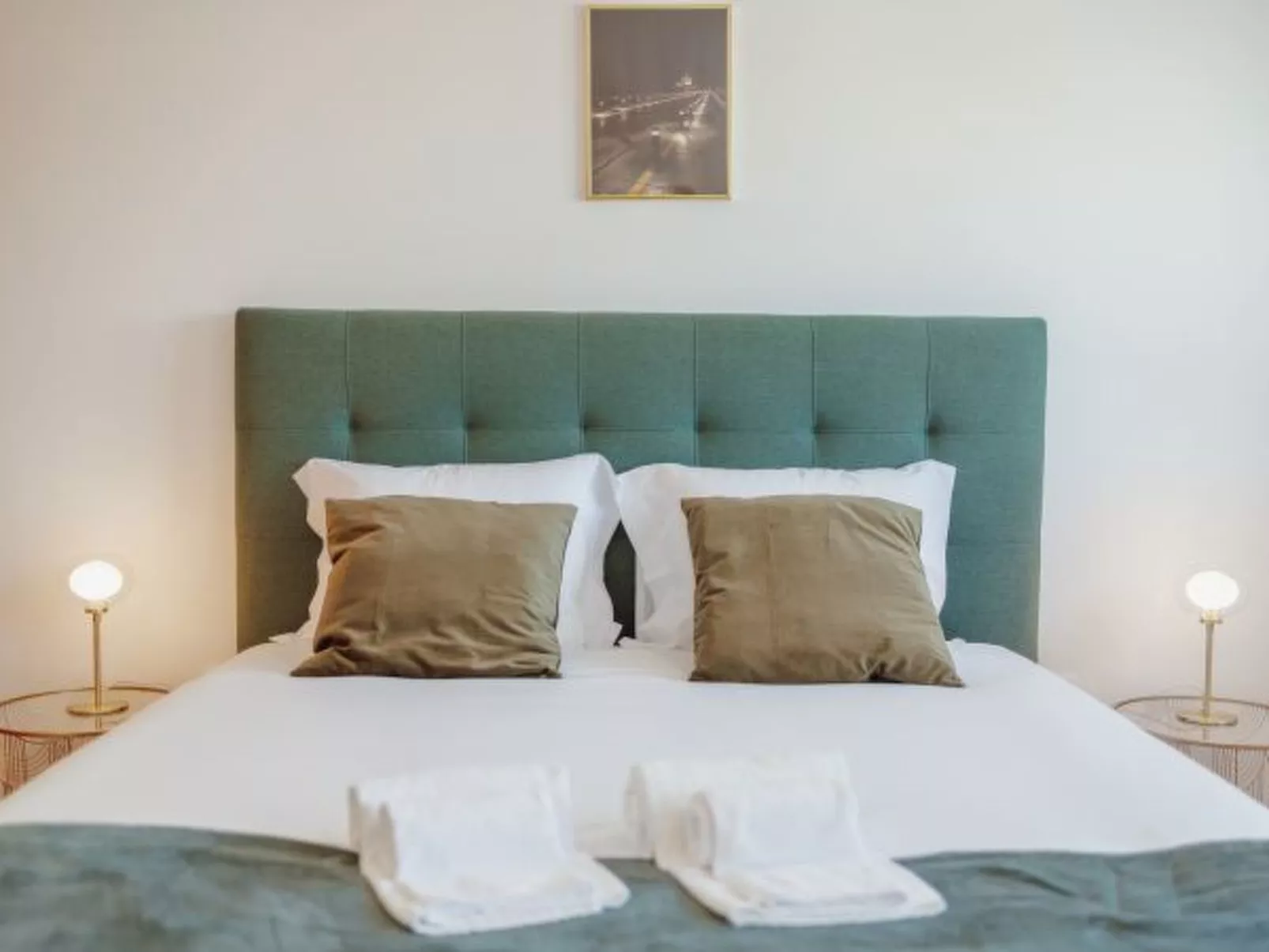 MODERN & STYLISH APARTMENT III by VACATIONY - Binnen