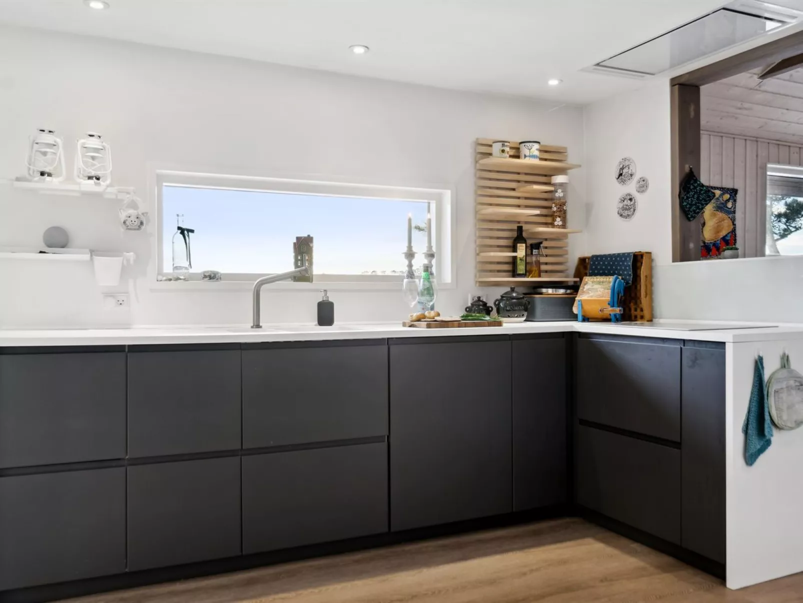 "Lagho" - 500m from the sea - Binnen