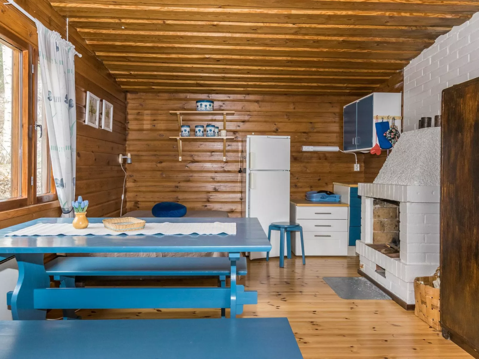 Villa iloinen - Binnen