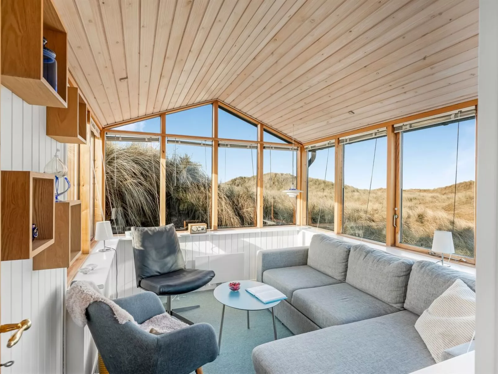 "Pihla" - 150m from the sea - Binnen