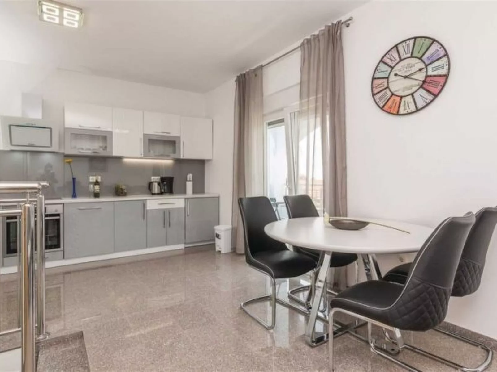 Villa Panorama with rooftop pool - Image-tags.info