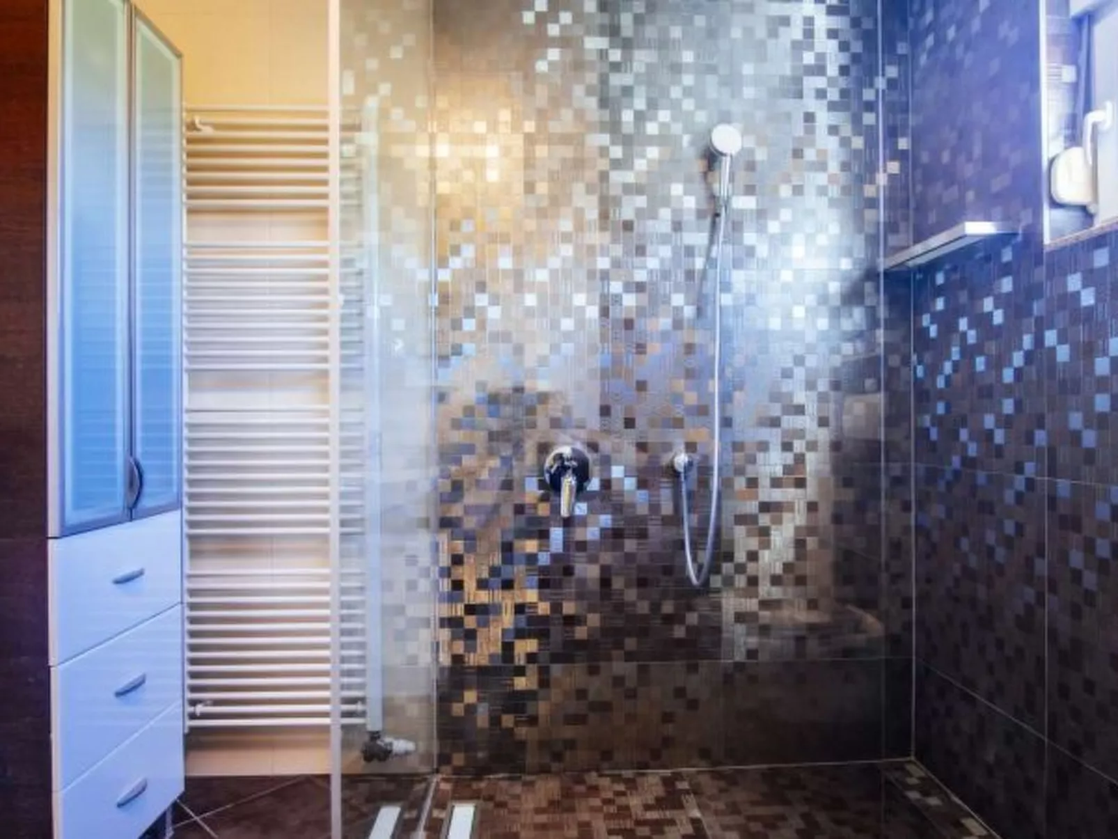 Villa Enna with heated pool - Image-tags.info