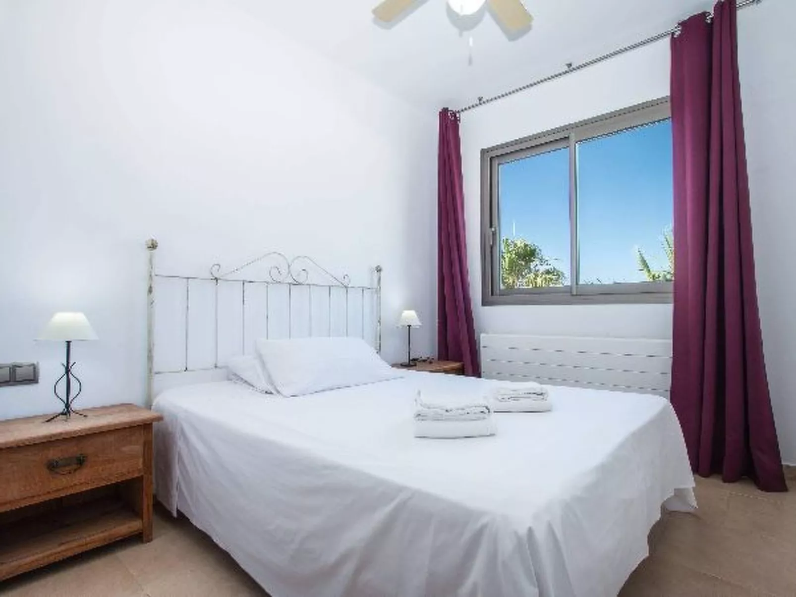 Villa Athos - PlusHolidays - Image-tags.info