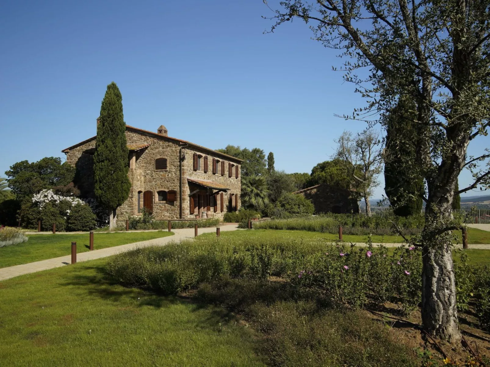 Sommer "Villa La Pierotta" - Image-tags.info