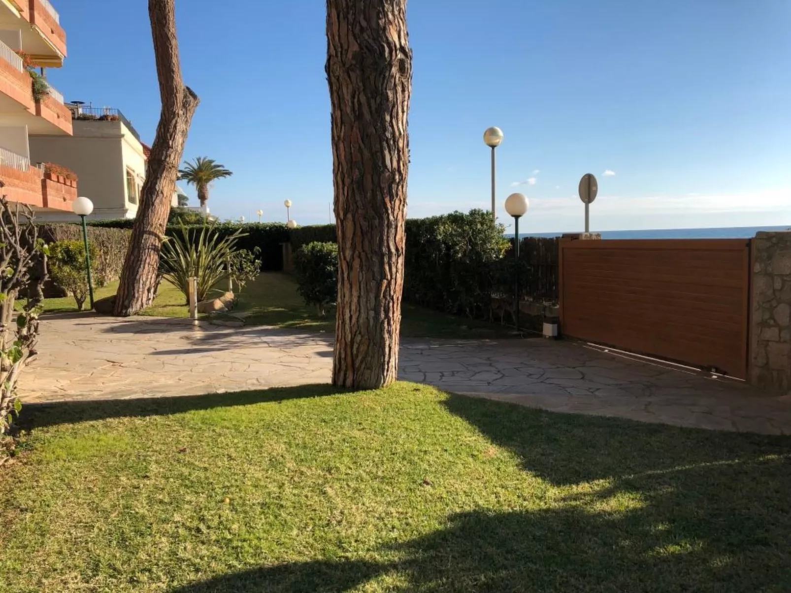 Wohnung an der Strandpromenade - Buiten