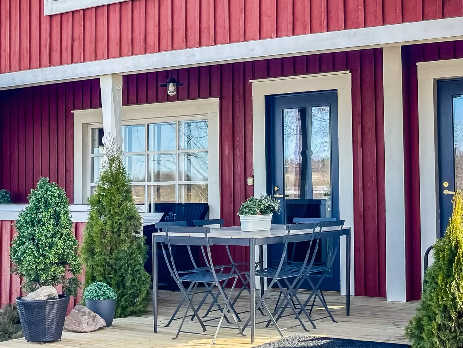 Peltosirkku - Binnen